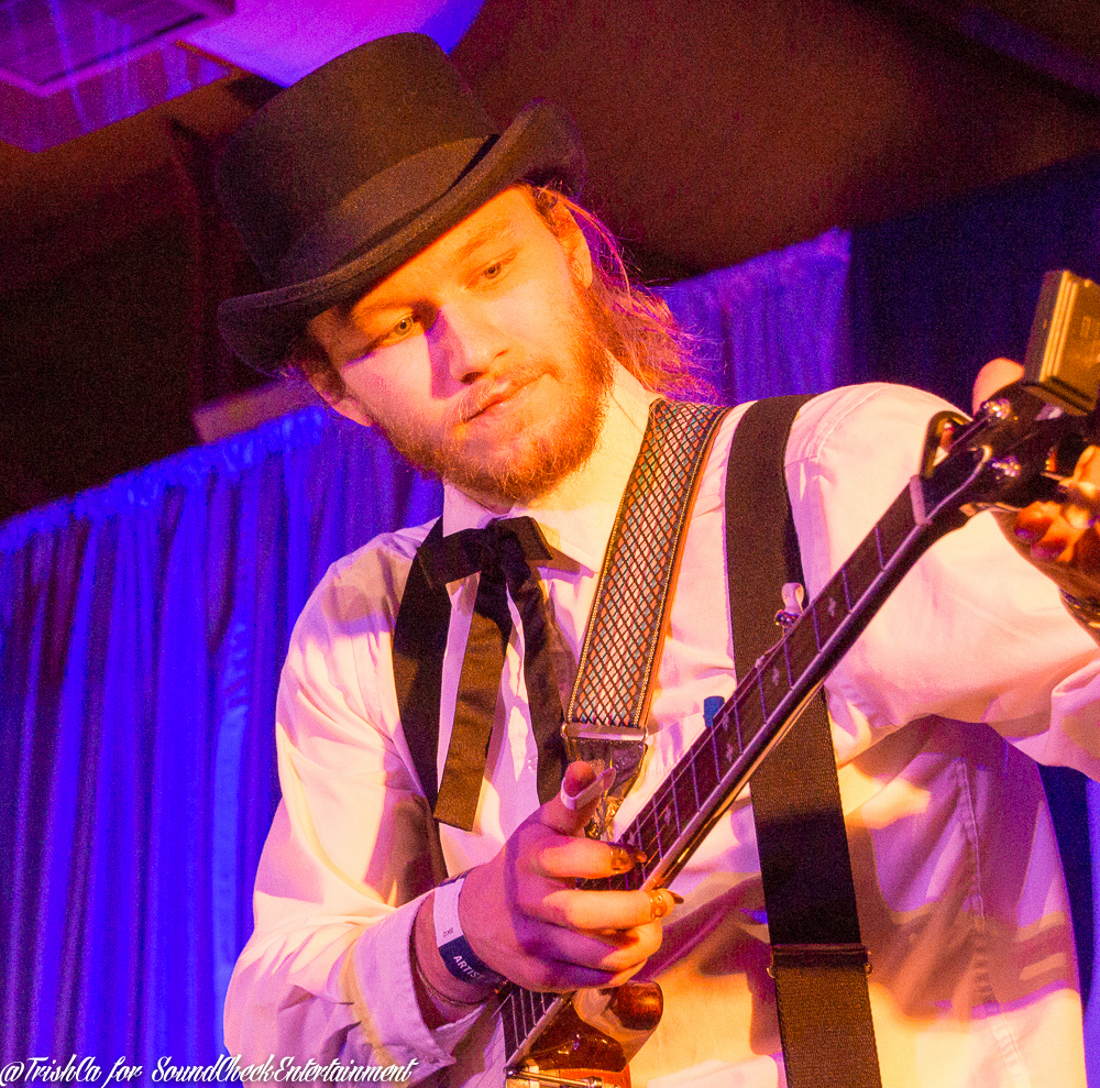 Colton Crawford The Dead South Liuna Station Gibson at the Junos 2015