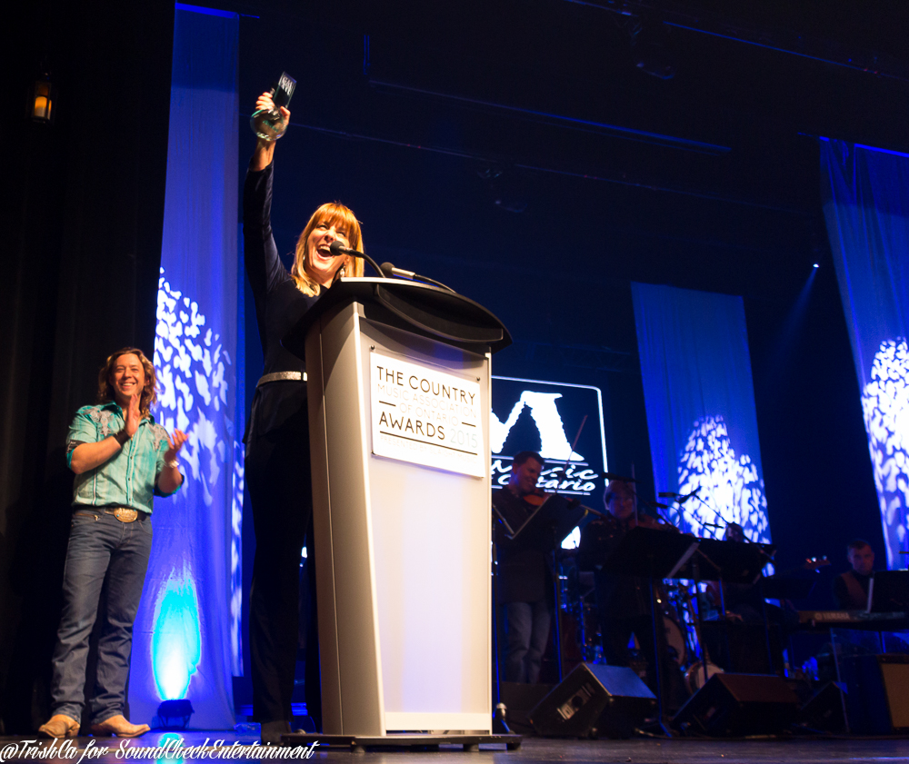 Michelle Wright - Female Artist of the Year @ CMAO - Photo: Trish Cassling