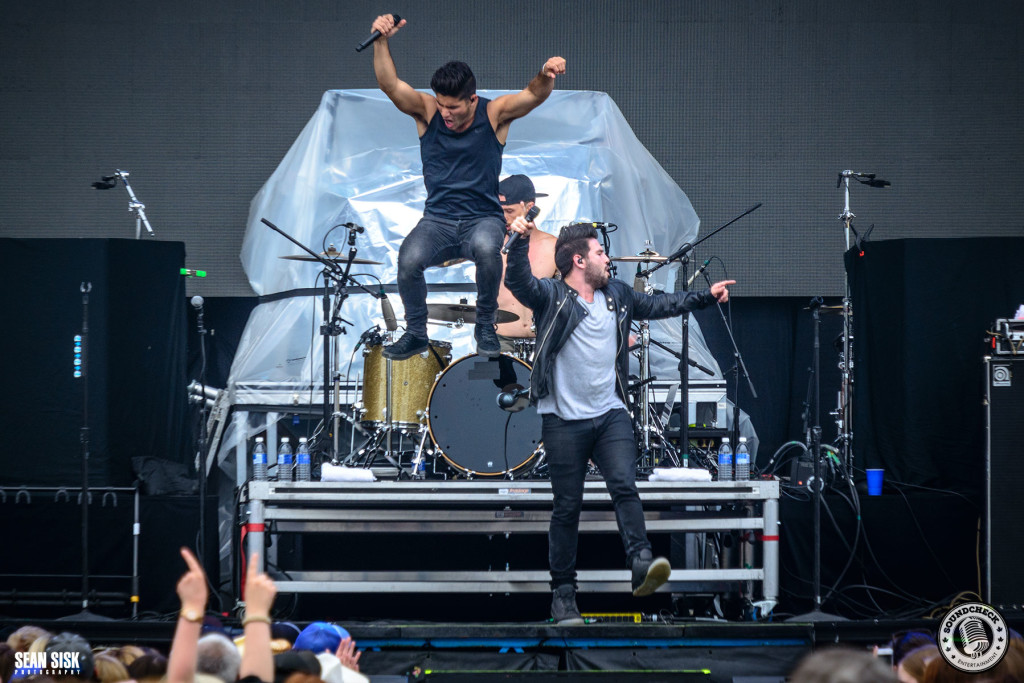 Dan + Shay photo by Sean Sisk for Sound Check Entertainment