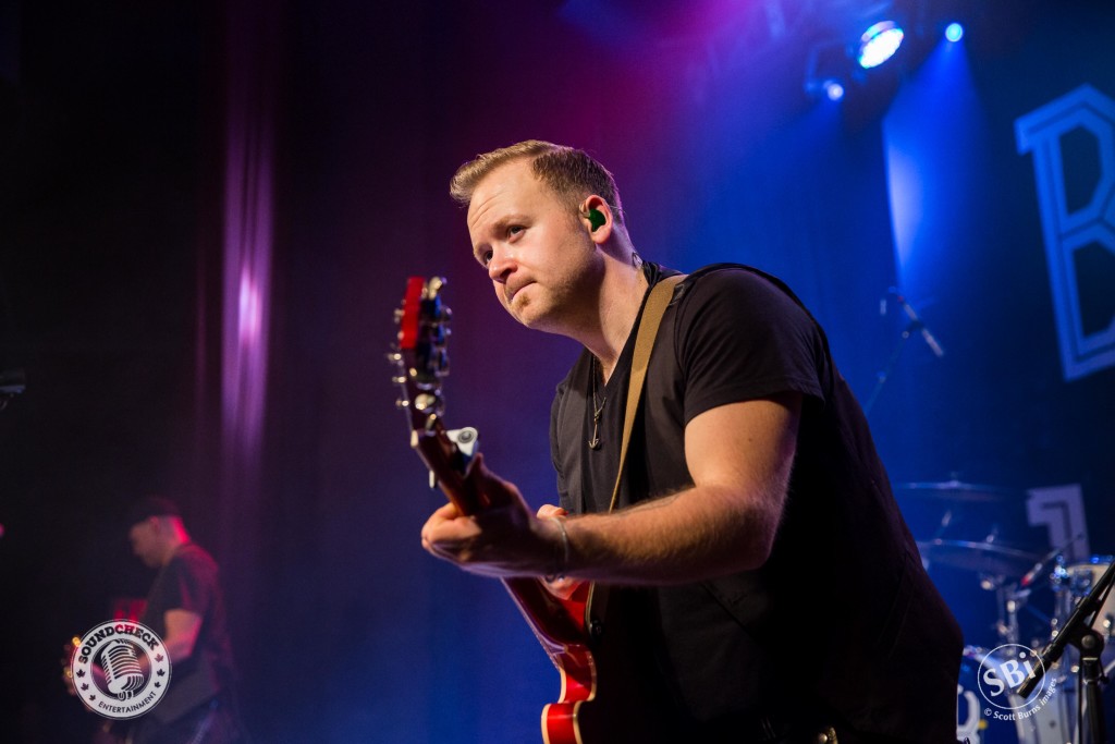 Matty MaKay Performs at The Roxy Theatre in Barrie on the Airwaves Tour: Photo Scott Burns 