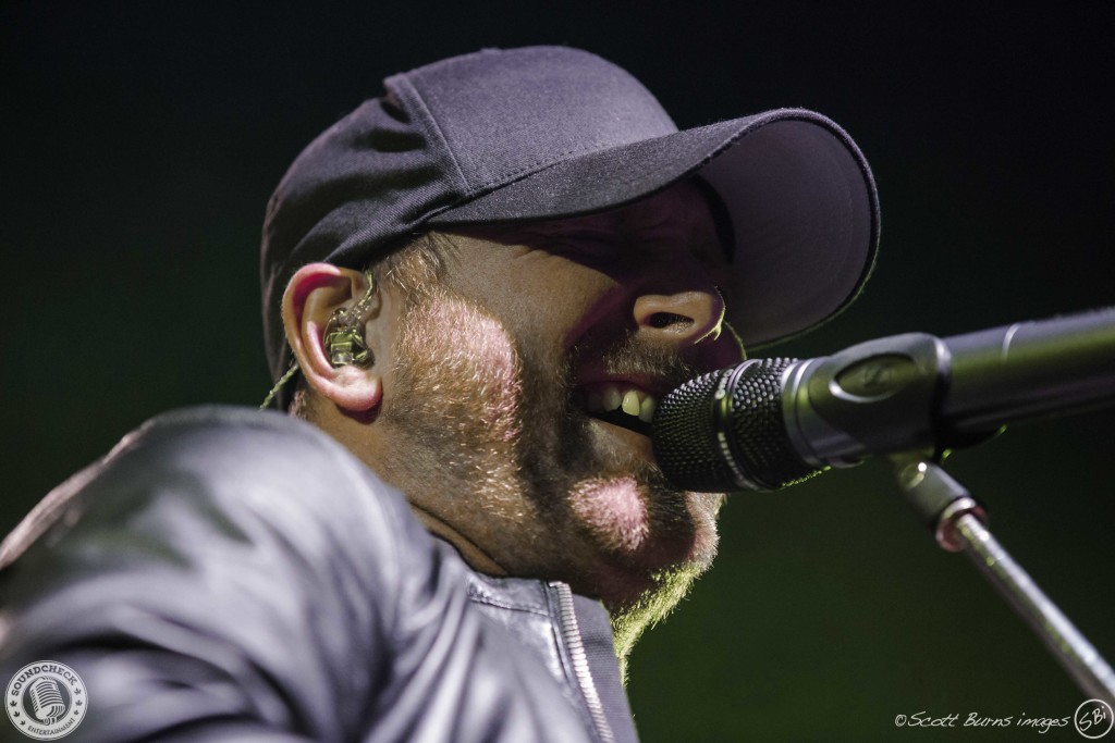 Tim Hicks Performs to a SOLD OUT Guelph Concert Theatre - Photo: Scott Burns Images