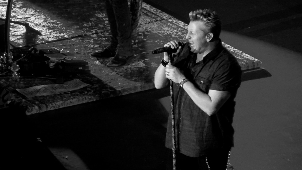 Gary LaVox of Rascal Flatts performs at The Joint in Las Vegas - Photo: Corey Kelly 