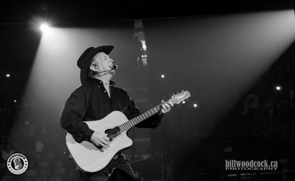 Garth Brooks performs at FirstOntario Center - Photo: Bill Woodcock