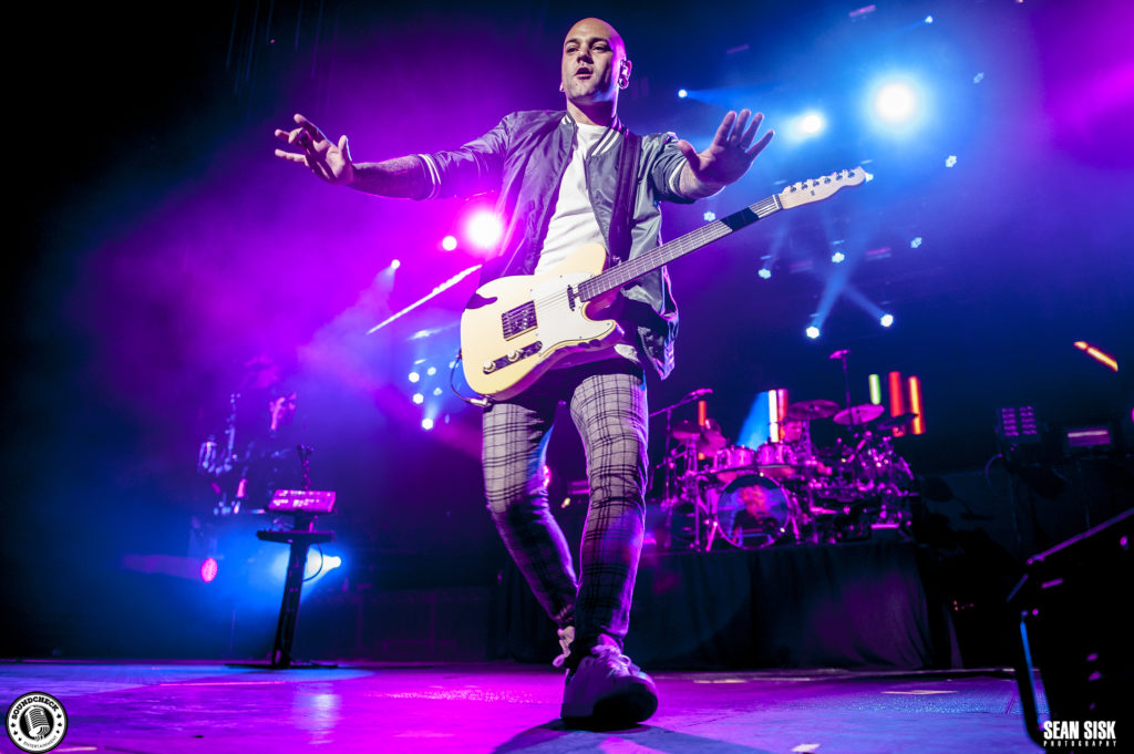 Hedley at the Canadian Tire Centre in Ottawa April 23, 2016 - photo by Sean Sisk