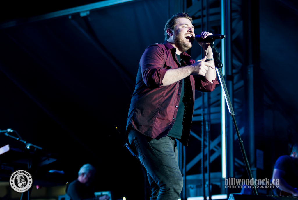 Chris Young performs at Trackside Music Festival in London, ONT - Photo: Bill Woodcock