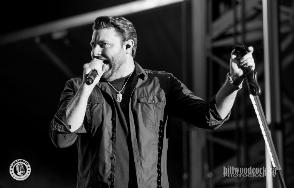 Chris Young performs at Trackside Music Festival in London, ONT - Photo: Bill Woodcock
