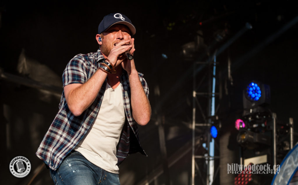 Cole Swindell performs at Trackside Music Festival in London, ONT - Photo: Bill Woodcock