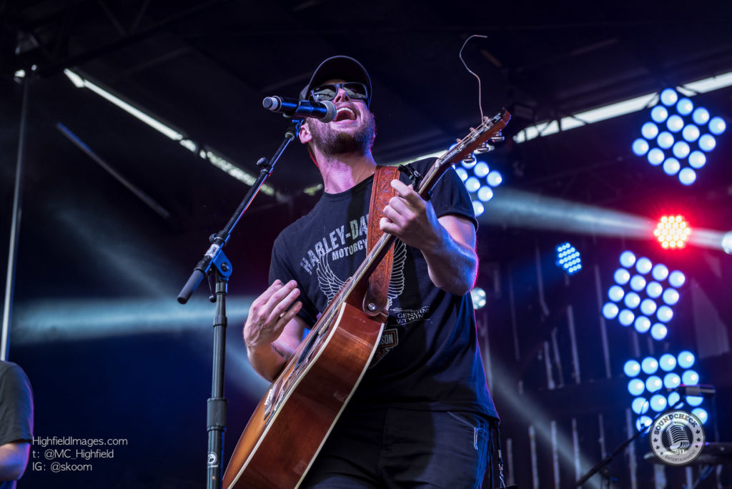 Anderew Hyatt performs at CMT Music Fest in Kitchener - Photo Mike Highfield