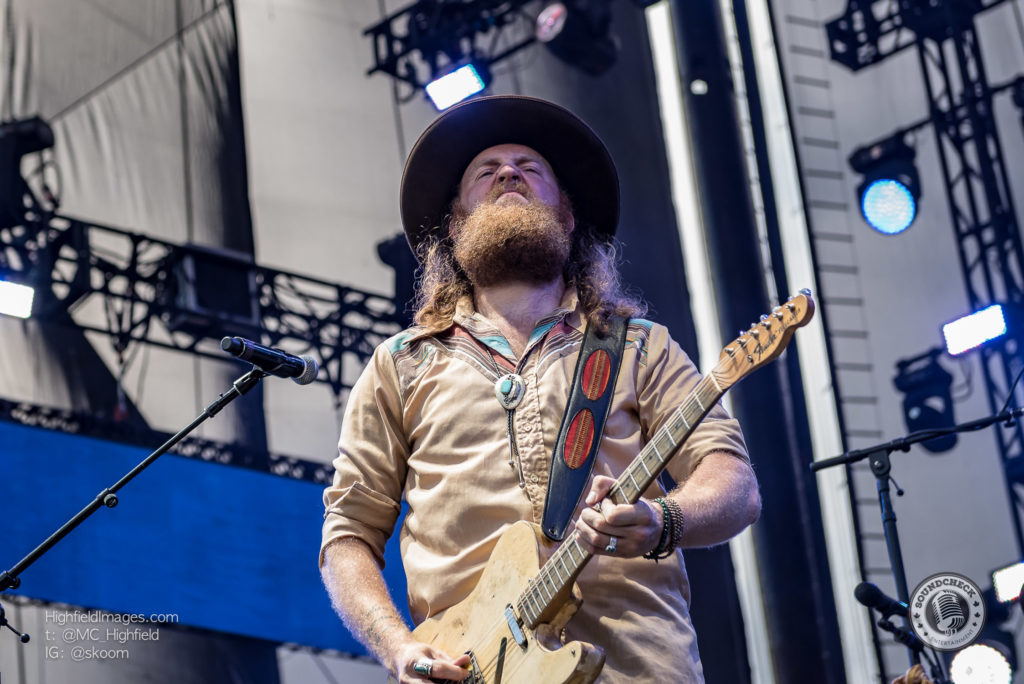 Brothers Osborne perform at CMT Music Fest in Kitchener - Photo Mike Highfield