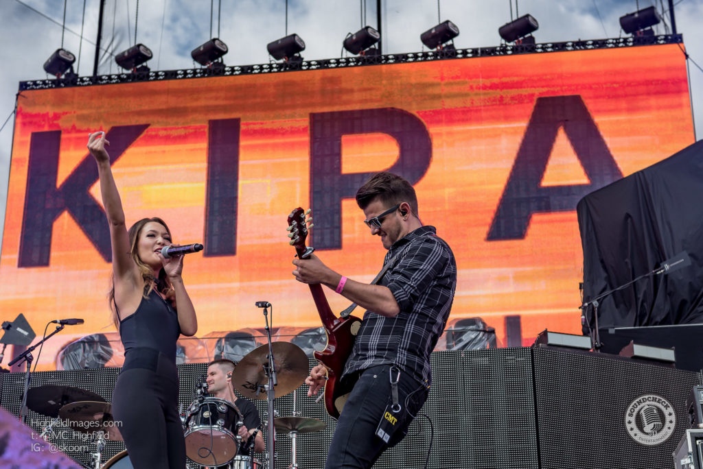 Kira Isabella performs at CMT Music Fest in Kitchener - Photo Mike Highfield
