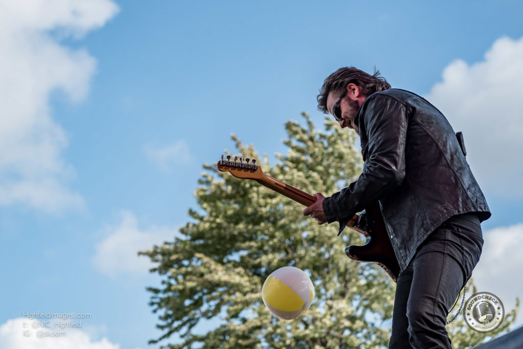The Road Hammers perform at CMT Music Fest in Kitchener - Photo Mike Highfield