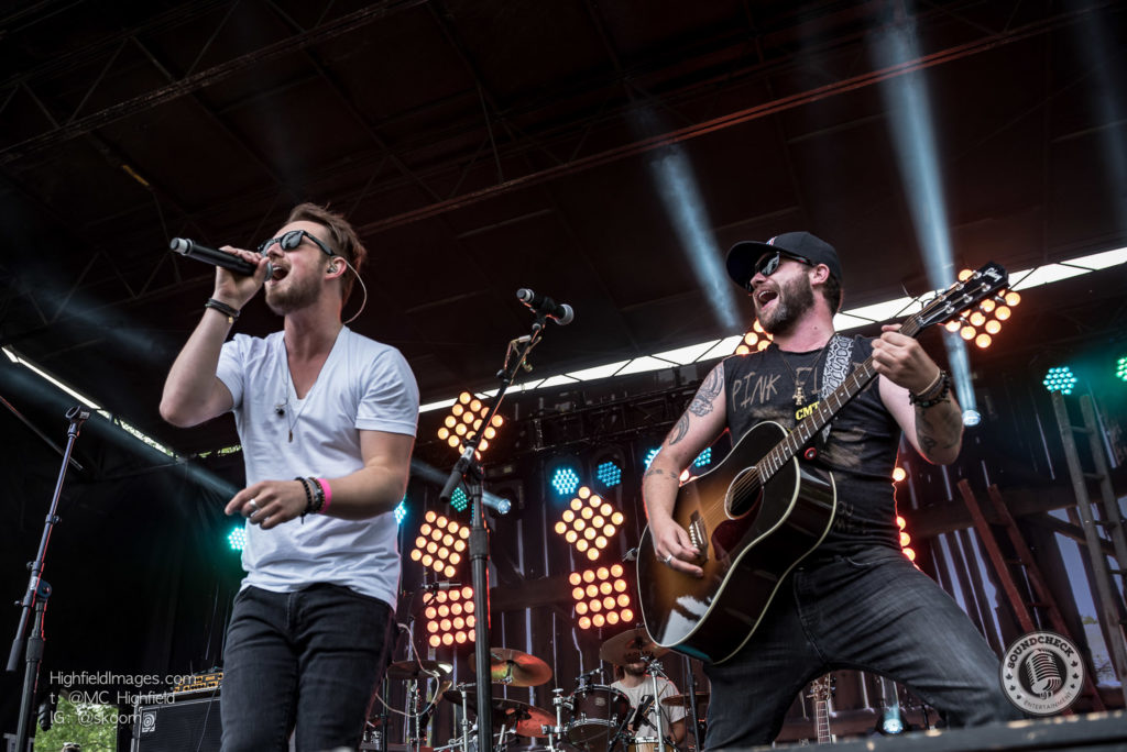 Them Dang Rattlers perform at CMT Music Fest in Kitchener - Photo Mike Highfield
