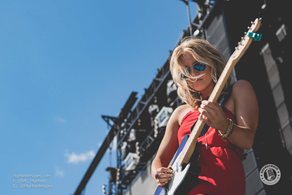 Lindsay Ell photo by Mike Highfield