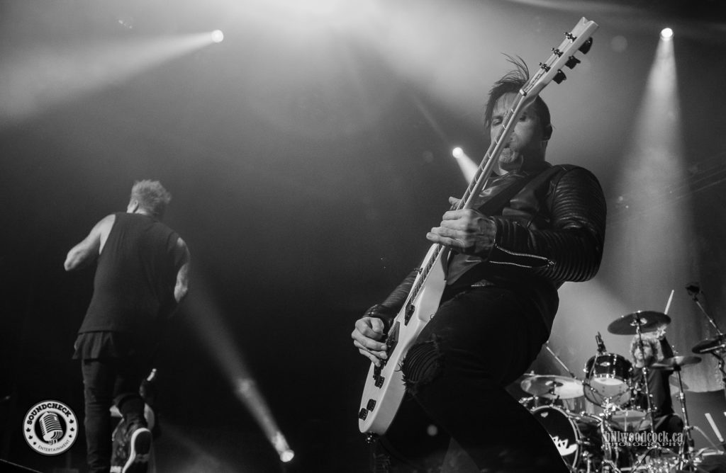 Papa Roach perform in London ON - photo: Bill Woodcock