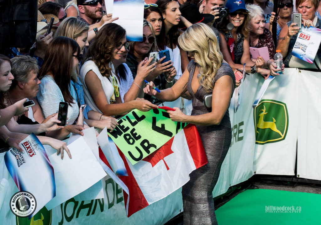 Meghan Patrick signing for the fans on the John Deere Green Carpet at the 2016 CCMA Awards - Photo: Bill Woodcock 