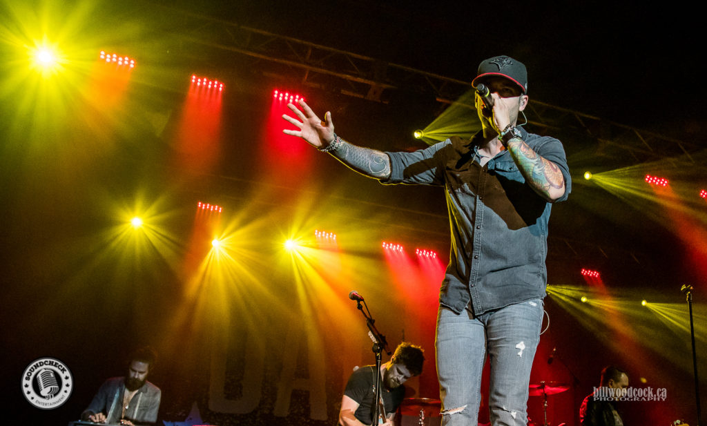 Dallas Smith performs at the Norfolk County Fair in Simcoe ON. - Photo: Bill Woodcock 