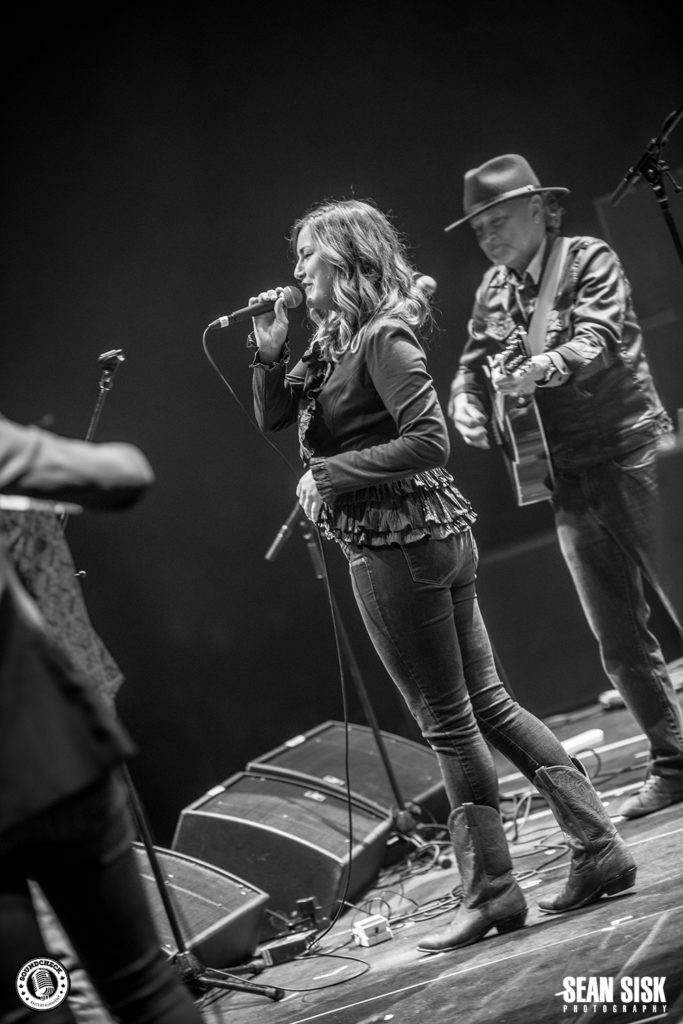 Kelly Prescott performs at the 2016 Rock for Public Services at TD Place - photo by Sean Sisk