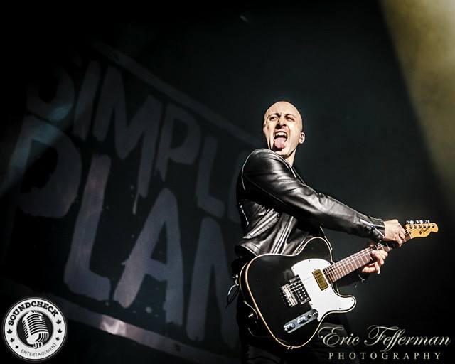 Simple Plan rocks the Air Canada Centre in Toronto photo by Eric Fefferman