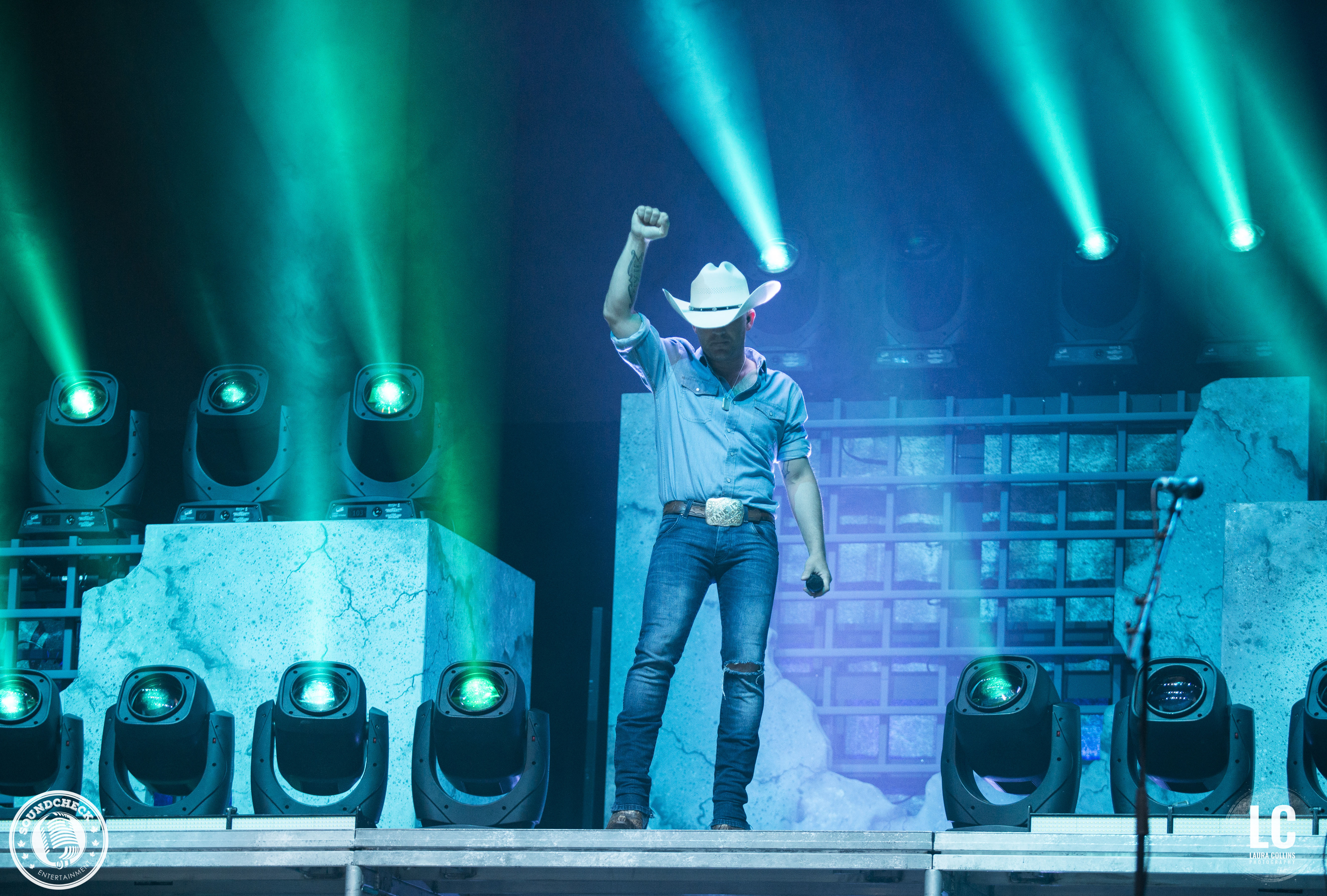 Justin Moore performs at RBC Bluesfest July 7, 2017